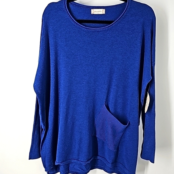 Altar'd State Asymmetric Hem Crew Neck Batwing Tunic Sweater Slant Front Pocket - Picture 1 of 12